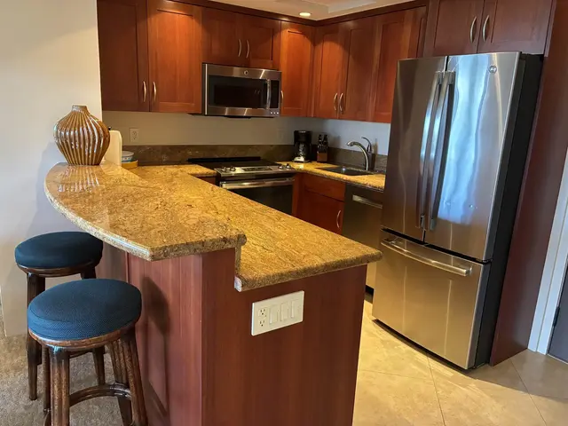 Listing Image for 2481 Kaanapali Pkwy 620g 7 of 44