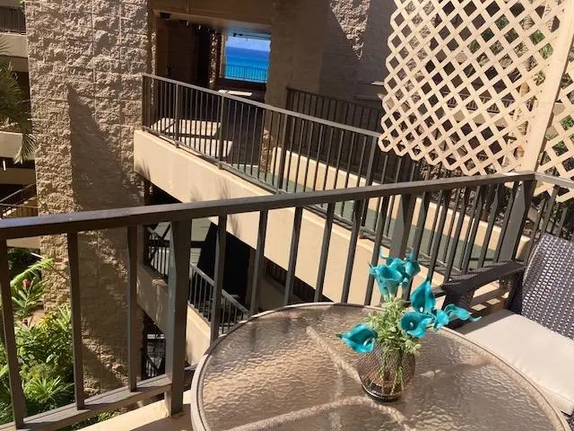 Listing Image for 3601 Lower Honoapiilani Rd 420 3 of 3