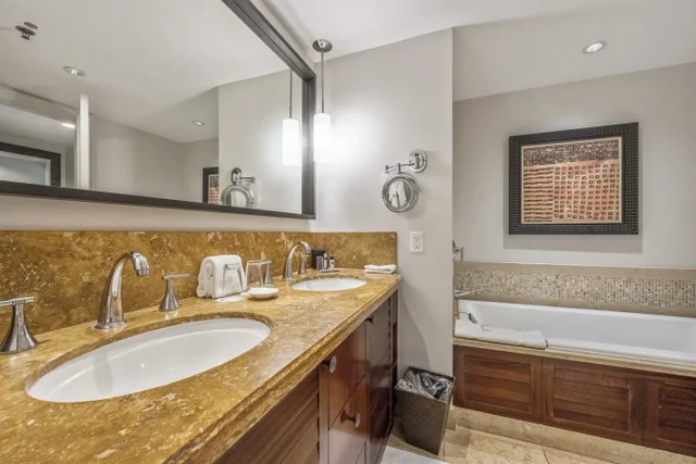 Listing Image for 1 Ritz Carlton Dr 1614-1616 16 of 40