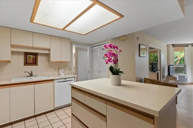 Listing Image for 2575 S Kihei Rd Q209 11 of 37