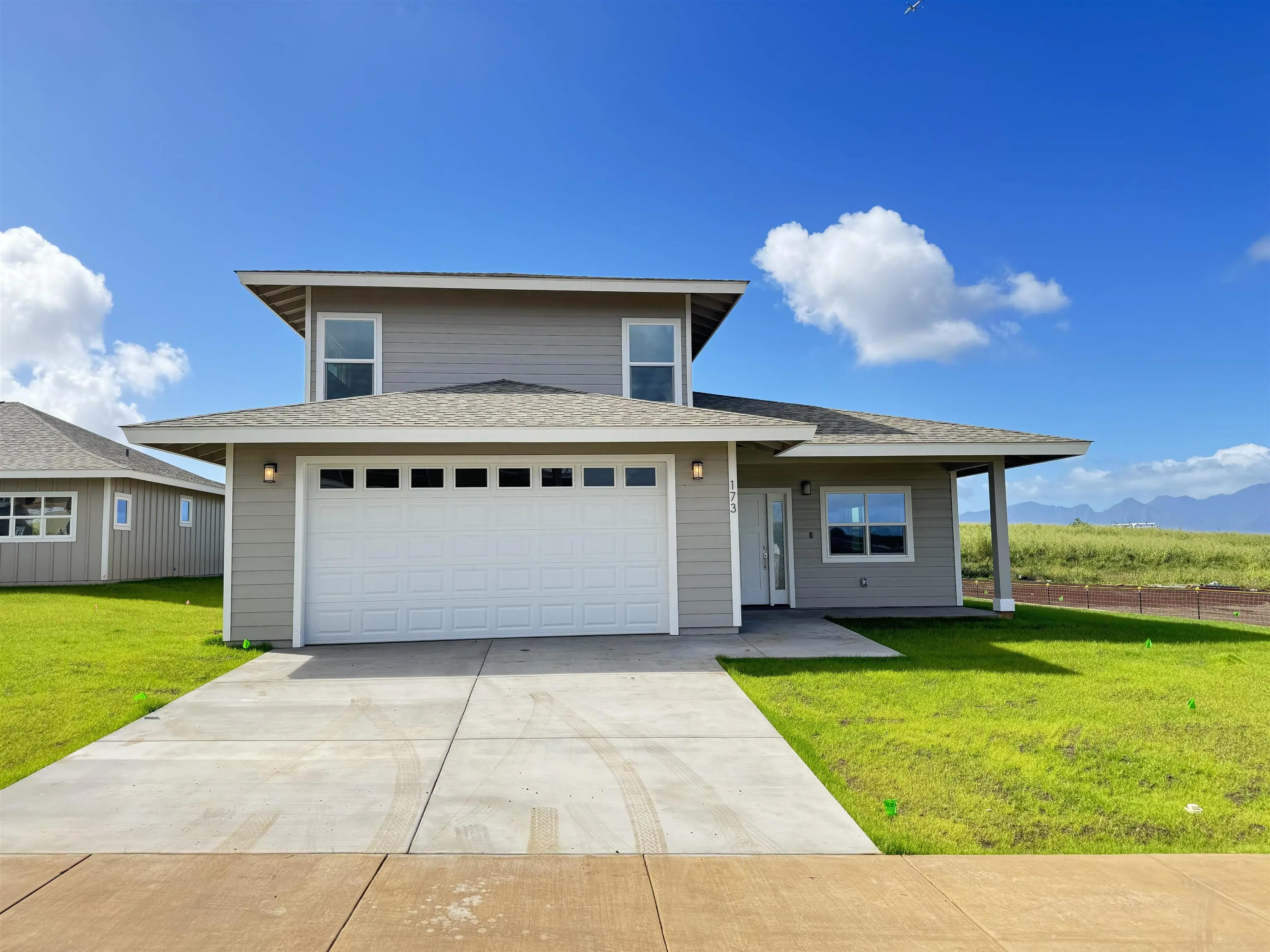 Photo of Listing #400850