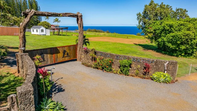 Listing Image for 300 Mehana Rd Unit B 18 of 49