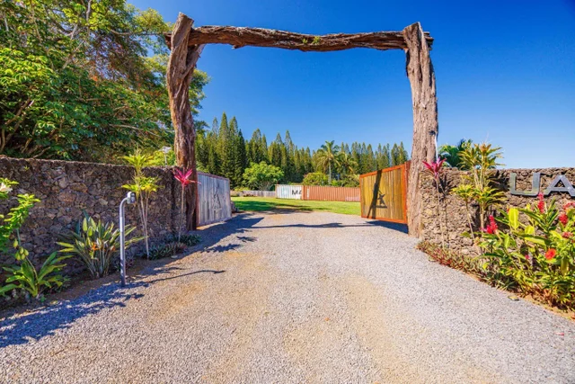 Listing Image for 300 Mehana Rd Unit B 21 of 49