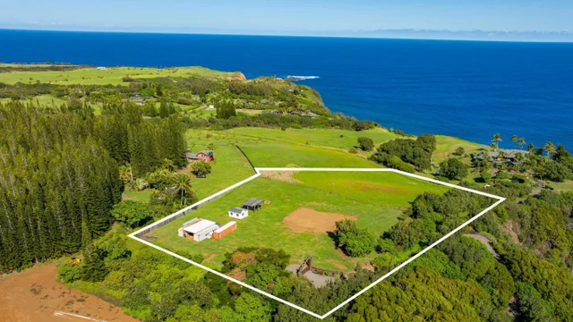 Listing Image for 300 Mehana Rd Unit B 25 of 49