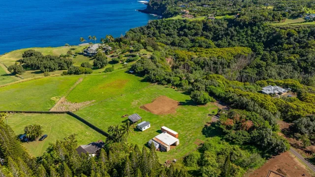 Listing Image for 300 Mehana Rd Unit B 26 of 49