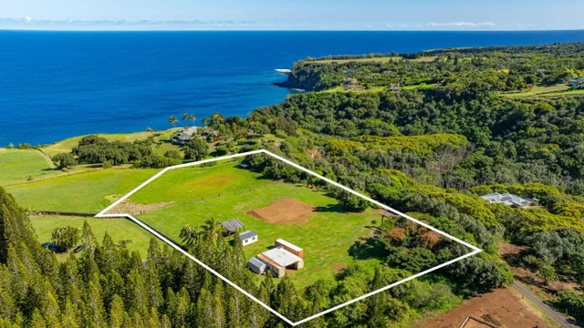 Listing Image for 300 Mehana Rd Unit B 31 of 49