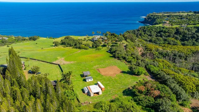 Listing Image for 300 Mehana Rd Unit B 5 of 49