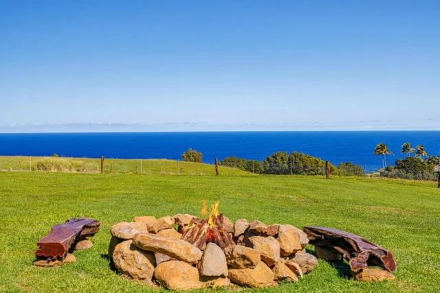 Listing Image for 300 Mehana Rd Unit B 6 of 49