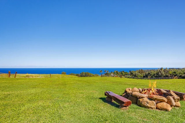 Listing Image for 300 Mehana Rd Unit B 7 of 49