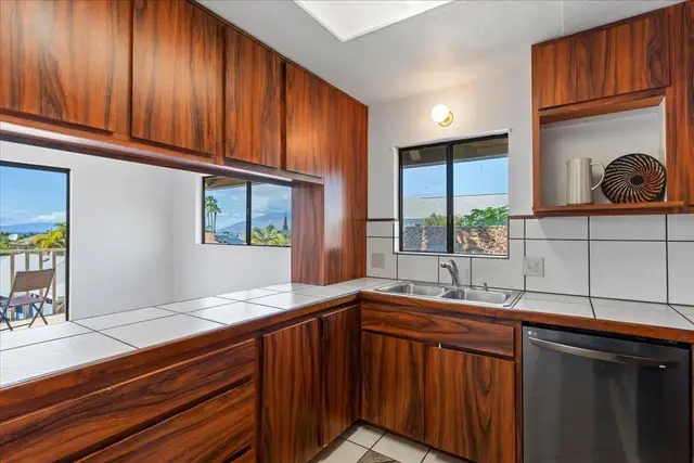 Listing Image for 2866 Ohina St 26 of 50