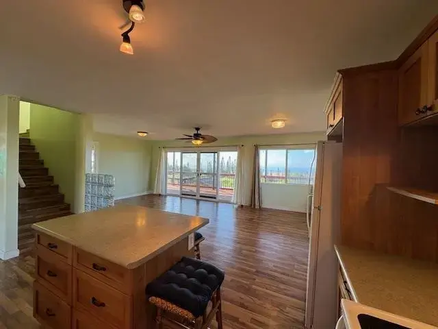 Listing Image for 25 Halena St 13 of 37