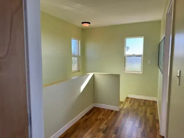 Listing Image for 25 Halena St 17 of 37