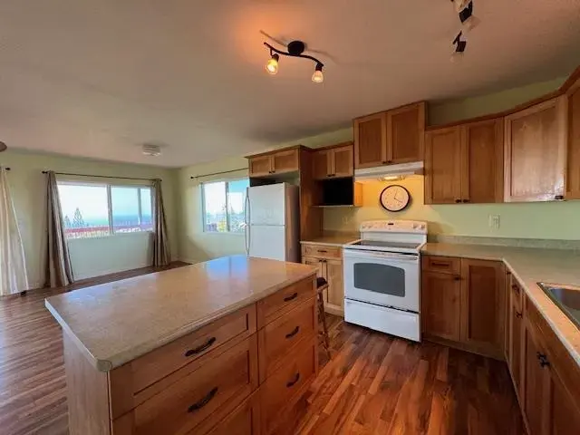 Listing Image for 25 Halena St 6 of 37