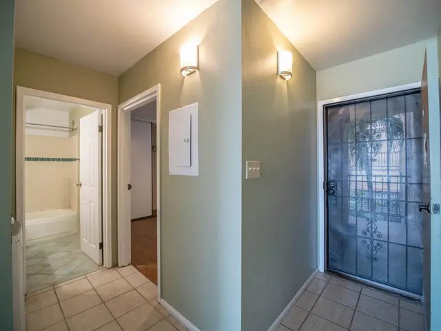 Listing Image for 2387 S Kihei Rd B304 20 of 38