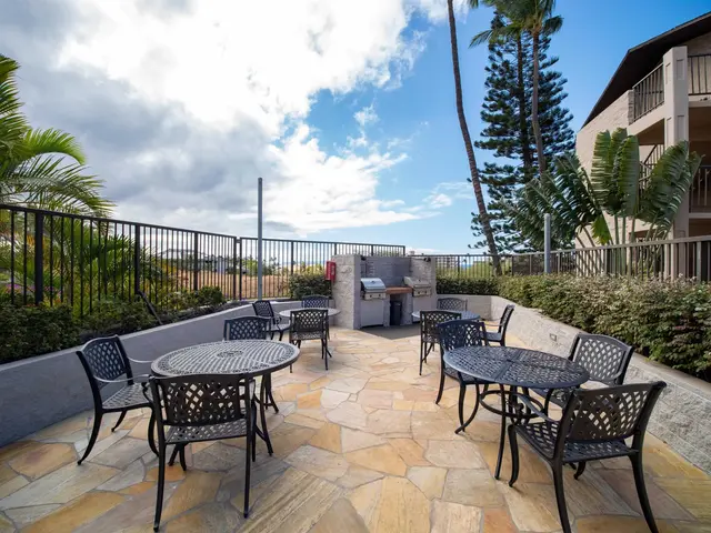 Listing Image for 2387 S Kihei Rd B304 35 of 38