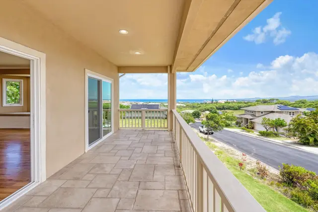 Listing Image for 32 W Kapueone Pl 18 of 50