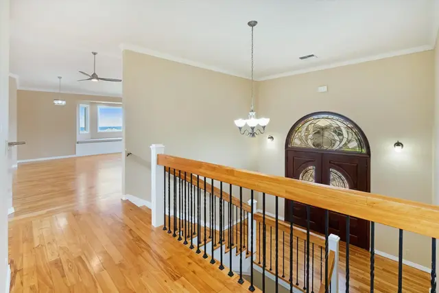 Listing Image for 32 W Kapueone Pl 22 of 50