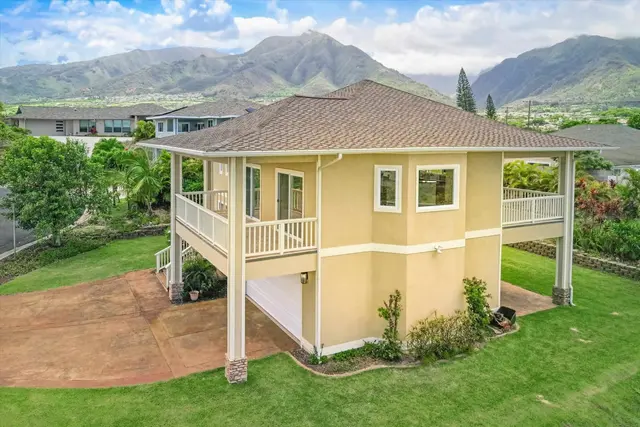 Listing Image for 32 W Kapueone Pl 46 of 50
