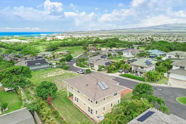 Listing Image for 32 W Kapueone Pl 49 of 50