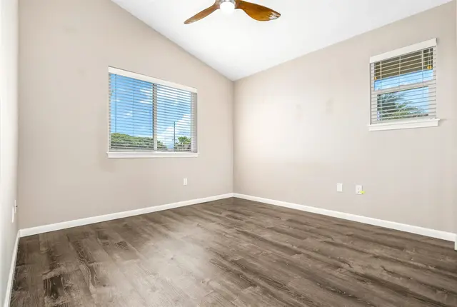 Listing Image for 668 Meakanu Ln 1402 21 of 43
