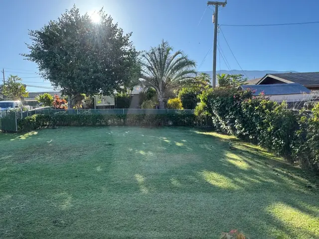 Listing Image for 21 Makani Rd 4 10 of 12