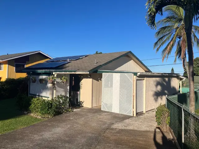 Listing Image for 21 Makani Rd 4 2 of 12