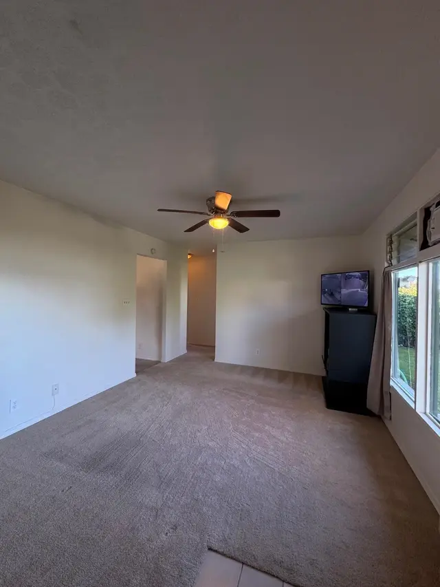Listing Image for 21 Makani Rd 4 6 of 12