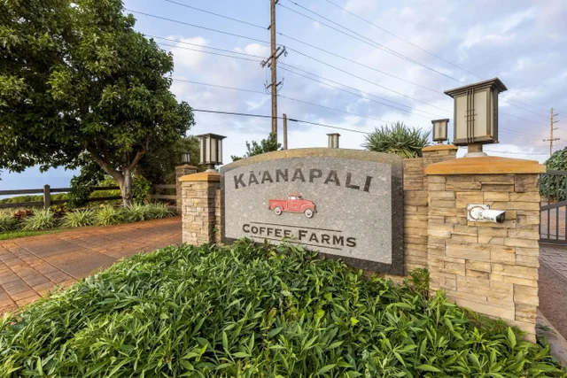 Listing Image for 517 Oka Kope St 16 of 35