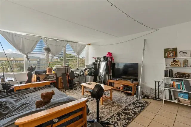Listing Image for 111 Kahului Beach Rd B401 10 of 36