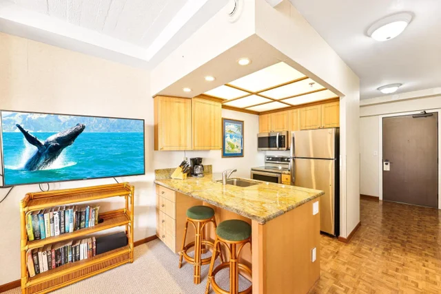 Listing Image for 2481 Kaanapali Pkwy 713 10 of 38