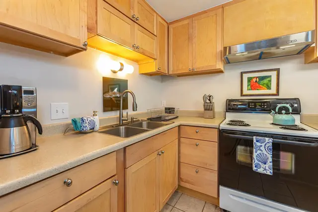 Listing Image for 7 Kaiau Pl 3 5 of 25