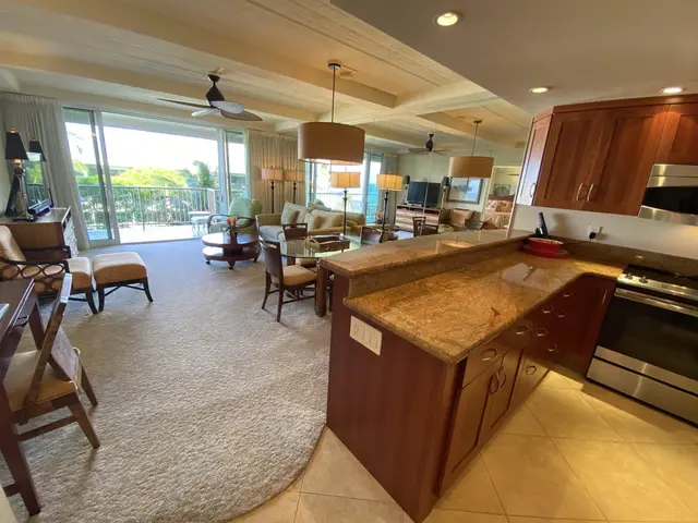 Listing Image for 2481 Kaanapali Pkwy 608 T 12 of 26