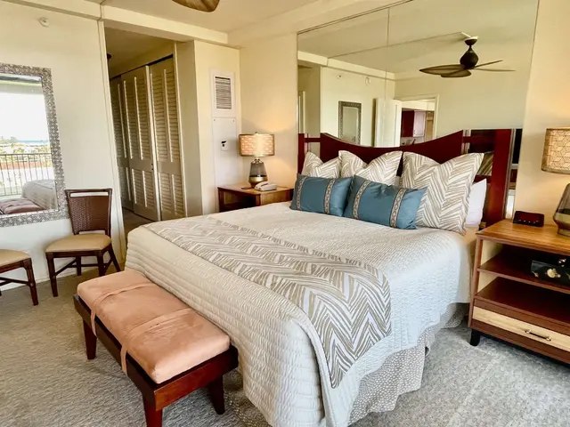 Listing Image for 2481 Kaanapali Pkwy 608 T 16 of 26