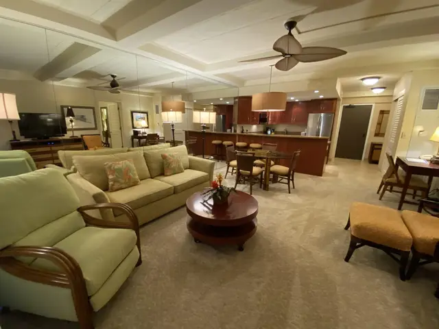Listing Image for 2481 Kaanapali Pkwy 608 T 3 of 26