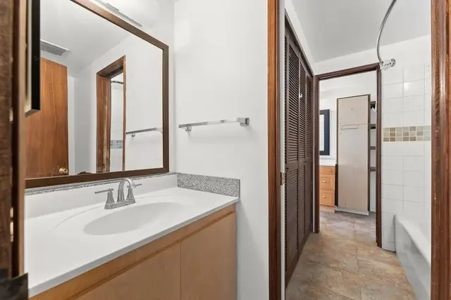 Listing Image for 1063 Lower Main St 615 15 of 37