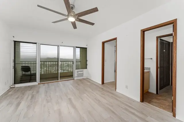 Listing Image for 1063 Lower Main St 615 32 of 37