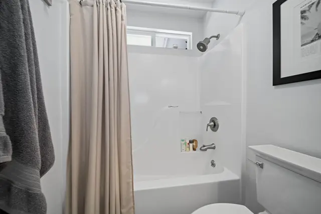 Listing Image for 491 Kilika Pl B 14 of 20