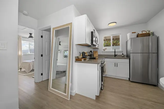 Listing Image for 491 Kilika Pl B 5 of 20