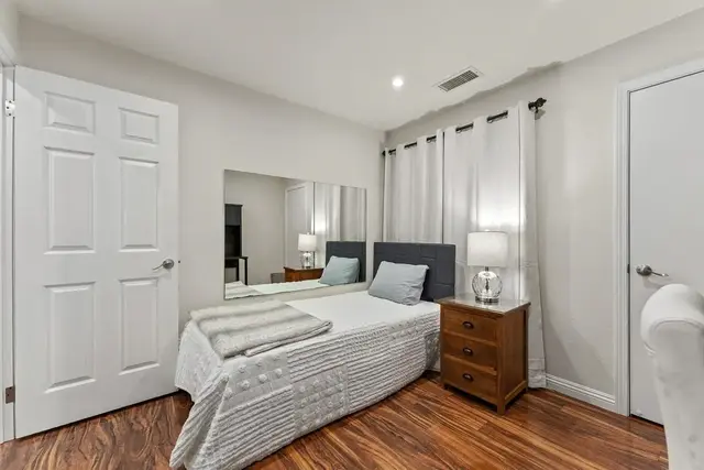 Listing Image for 140 Uwapo Rd 19-202 27 of 49