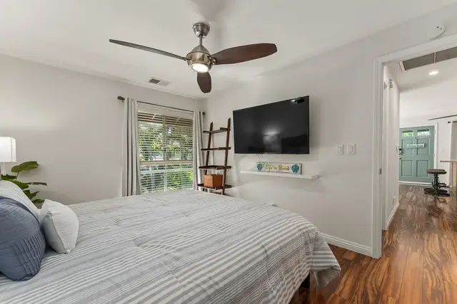 Listing Image for 140 Uwapo Rd 19-202 39 of 49