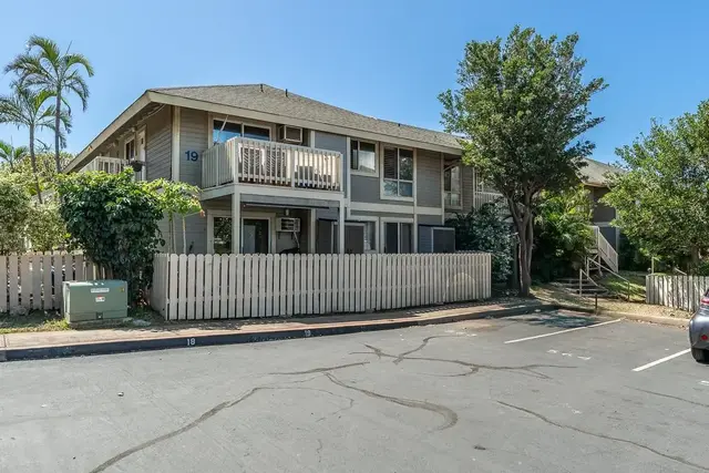 Listing Image for 140 Uwapo Rd 19-202 49 of 49