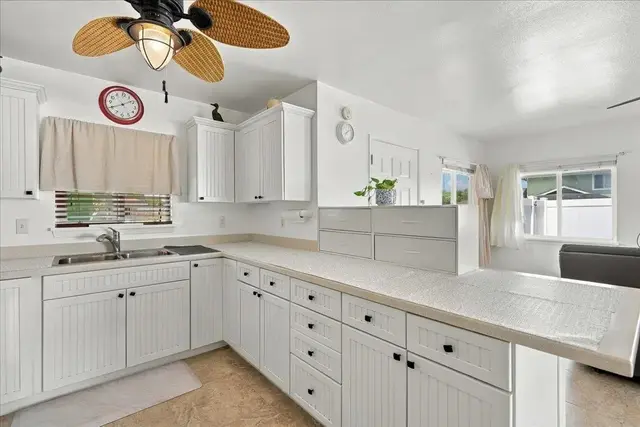 Listing Image for 34 Mauli Ola St 11 of 35