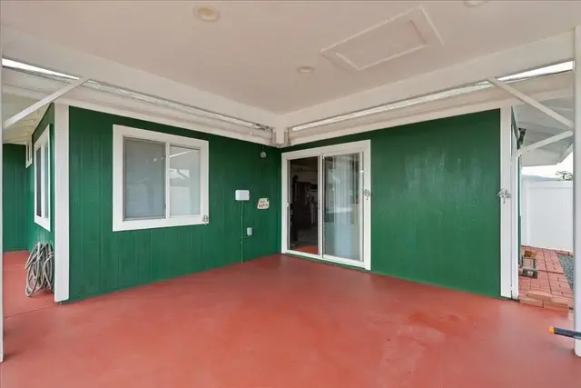 Listing Image for 34 Mauli Ola St 13 of 35