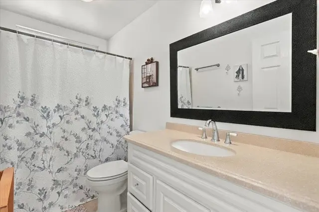 Listing Image for 34 Mauli Ola St 14 of 35