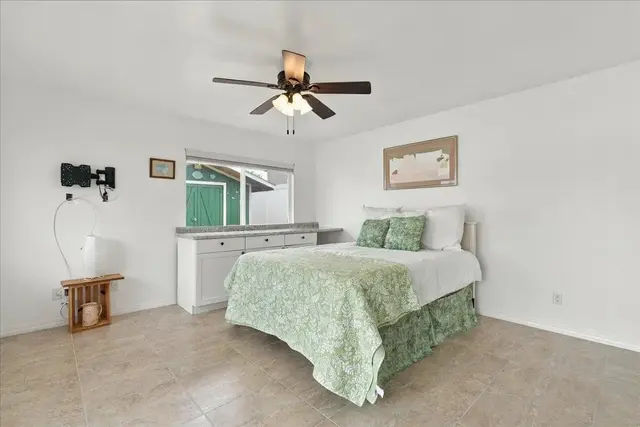 Listing Image for 34 Mauli Ola St 15 of 35