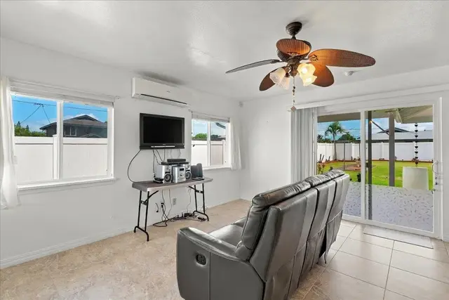 Listing Image for 34 Mauli Ola St 33 of 35