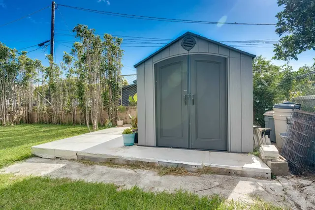Listing Image for 3571 Pahala St 9 of 26