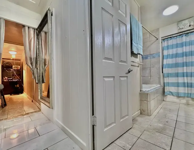 Listing Image for 136 Aliilani St 13 of 32