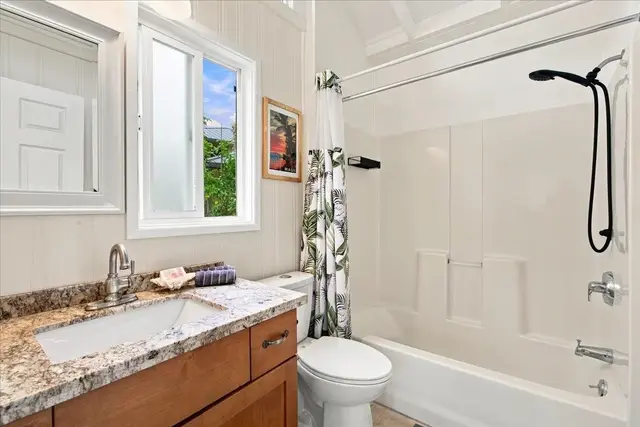 Listing Image for 57 S Honokala Rd Unit A 15 of 38