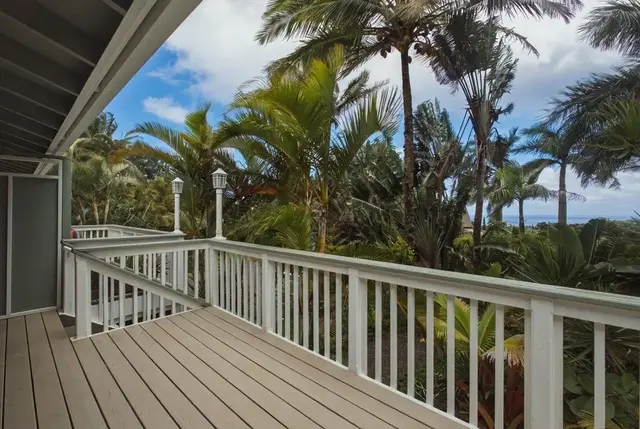 Listing Image for 57 S Honokala Rd Unit A 20 of 38